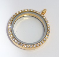 AX106 Round CZ Locket Gold with Necklace