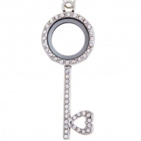 AS95 Silver Key Locket with Jumpring and necklace